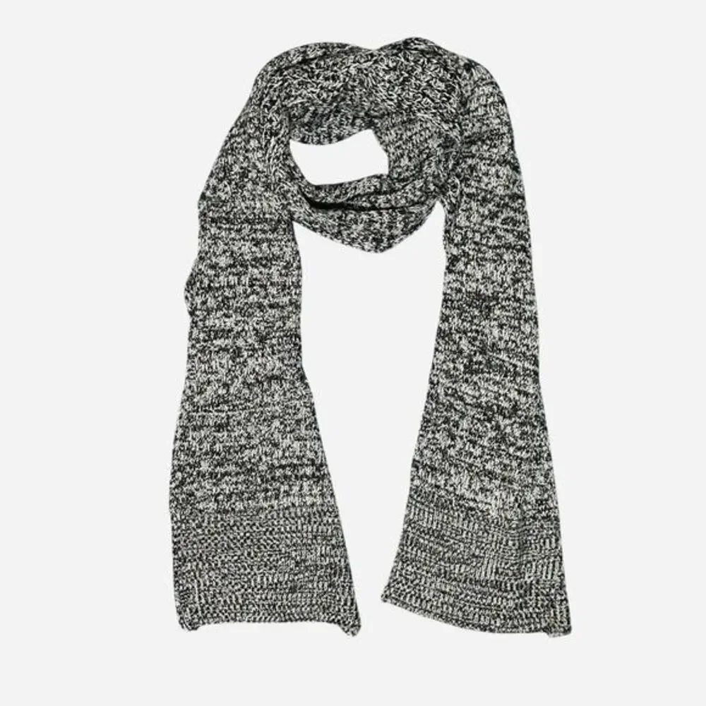 Victoria’s‎ Secret Scarf
